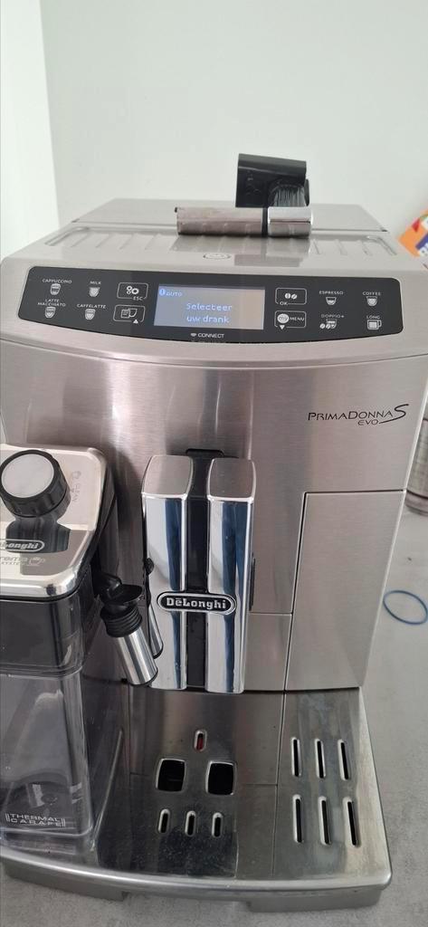 Delonghi Primadonna Evo koffiemachine met bonen 19BAR!, Elektronische apparatuur, Koffiezetapparaten, Zo goed als nieuw, Gemalen koffie