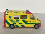 Herpa Mercedes Sprinter Ambulance Ziekenauto 1/87, Hobby & Loisirs créatifs, Comme neuf, Autres types, Enlèvement ou Envoi, Herpa