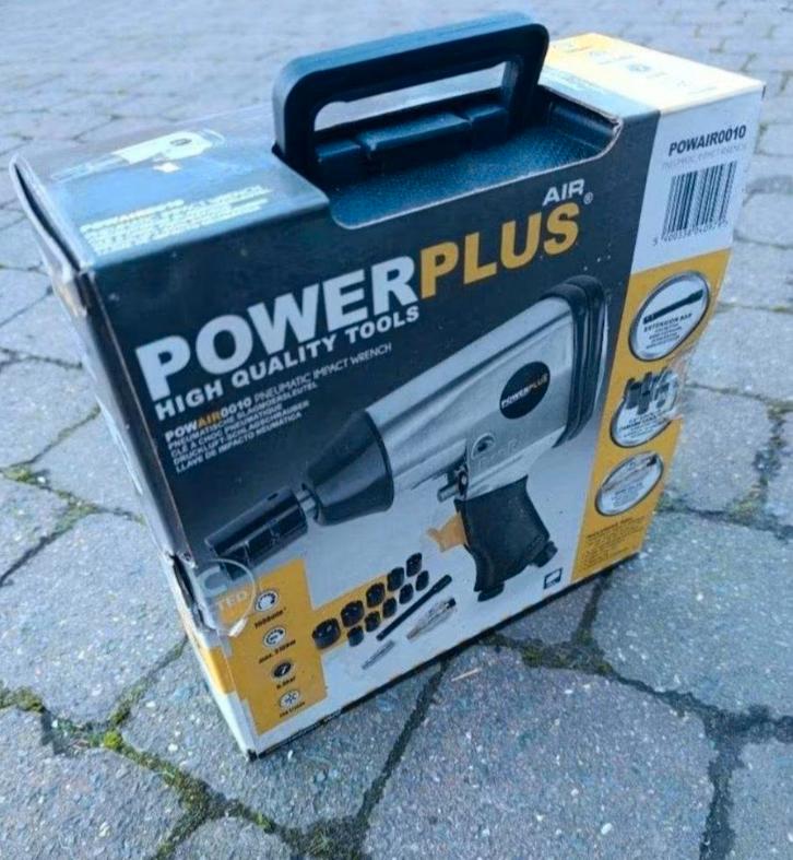 Clé pneumatique avec coffre a douille, Autos : Divers, Outils de voiture, Comme neuf, Enlèvement