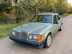 Mercedes-Benz E230 W124 Automaat, Auto's, Automaat, Open dak, Stof, 4 cilinders