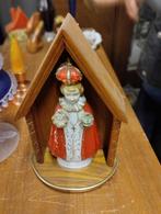 Kindje Jezus van Praag in houten huisje kapelletje, Antiek en Kunst, Ophalen