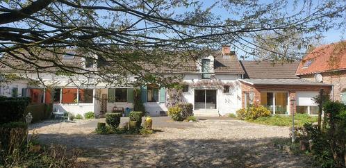 Huis van 300 m² op een terrein van 4500 m², Immo, Buitenland, Frankrijk, Woonhuis, Landelijk