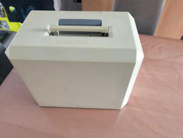 Bernina 1020 naaimachine beschikbaar voor biedingen