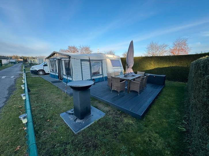 Caravan op staanplaats, Caravans en Kamperen, Caravans, Particulier, tot en met 4, 1000 - 1250 kg, Rondzit, T.E.C., Frans bed