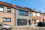 Huis te koop in Ekeren, 3 slpks, 207 m², Vrijstaande woning, 3 kamers, 97 kWh/m²/jaar