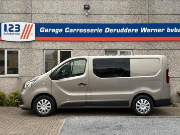 Renault trafic lichte vracht met 5 zitplaatsen beschikbaar voor biedingen