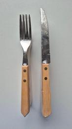 Art. 890 COUVERTS - 4 pièces, Enlèvement ou Envoi, Neuf, Autres matériaux, Couverts en vrac