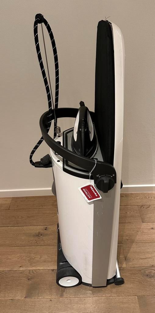 Fer à vapeur Miele Fashionmaster B1847, Electroménager, Fers à repasser & Planches à repasser, Utilisé, Fer à repasser avec cordon