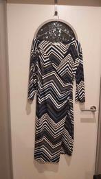 2 x jurk zigzagpatroon, Damart, e.a. mt 38, Maat 38/40 (M), Overige kleuren, Ophalen of Verzenden, Zo goed als nieuw