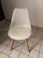 chaises avec coque blanche et pieds en bois, Maison & Meubles, Synthétique, Cinq, Six Chaises ou plus, Utilisé, Enlèvement ou Envoi