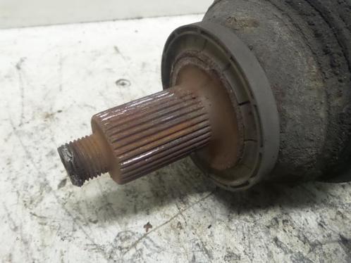 Aandrijfas rechts-voor van een Volkswagen Polo, Auto-onderdelen, Remmen en Aandrijving, Volkswagen, Gebruikt, 3 maanden garantie