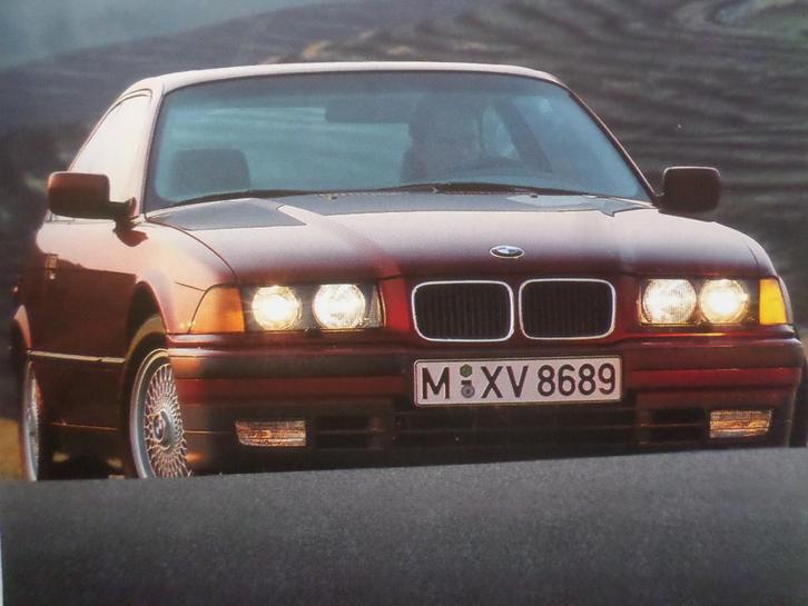 BMW 318iS & 320i & 325i Coupe 1991 Brochure, Boeken, Auto's | Folders en Tijdschriften, BMW, Ophalen of Verzenden