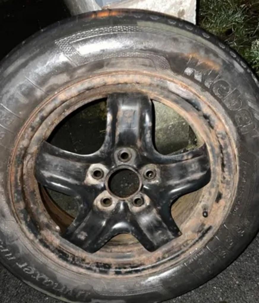 Clio 5 jante en métal