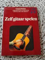 Compact boeken - Zelf gitaar spelen, Boeken, Ophalen of Verzenden, Gelezen