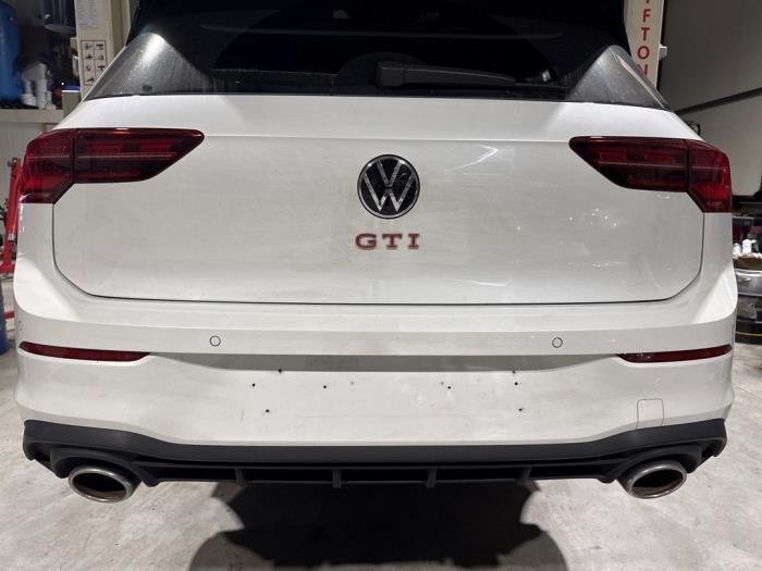 Echappement silencieux arrière d'un Volkswagen Golf, Autos : Pièces & Accessoires, Systèmes d'échappement, Volkswagen, Utilisé