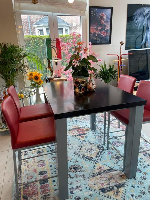 Moderne hoge bartafel met nieuwe stoelen 250€, Huis en Inrichting, Tafels | Statafels, Zo goed als nieuw, Ophalen of Verzenden