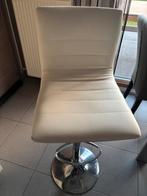 2 witte barstoelen, Ophalen, Gebruikt