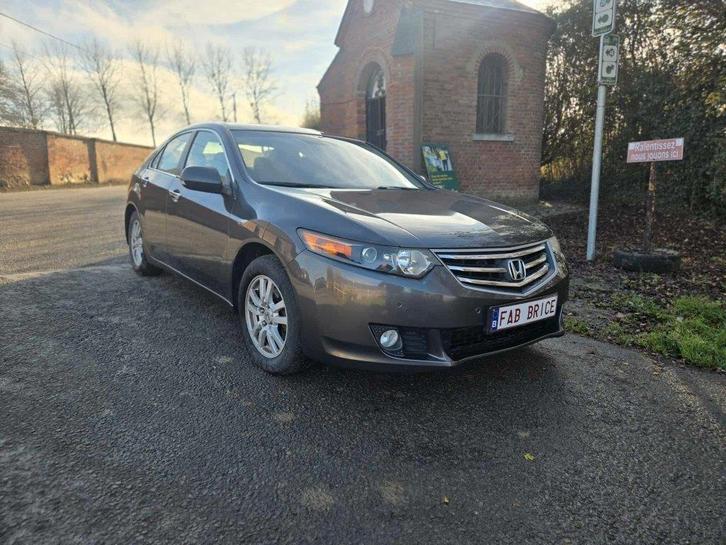 Accord 2.0i 1er Propriétaire , Carnet Honda Euro5, Autos, Honda, Entreprise, Accord, ABS, Airbags, Air conditionné, Alarme, Ordinateur de bord