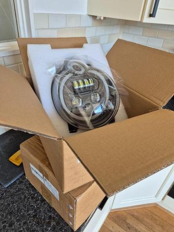 Vmax 1700 koplamp beschikbaar voor biedingen