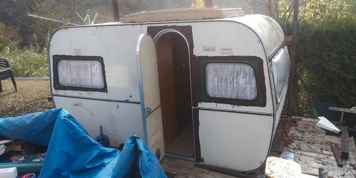 Kleine caravan Casbah, Caravans en Kamperen, Caravans, Particulier, Hefdak, Ophalen