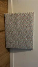 Een mooi stijlvol prikbord, Huis en Inrichting, Woonaccessoires | Memoborden, Ophalen of Verzenden, Zo goed als nieuw, Prikbord