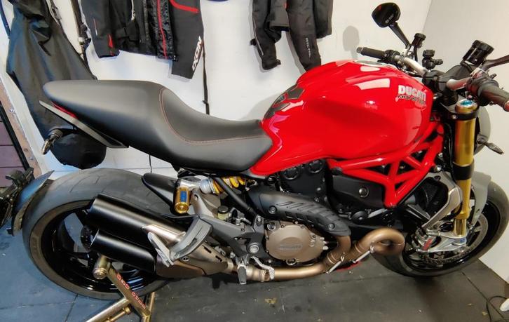 Ducati monster 1200 S, Motoren, Motoren | Ducati, Particulier, Naked bike, meer dan 35 kW, 2 cilinders, Motorrijbewijs A, ABS