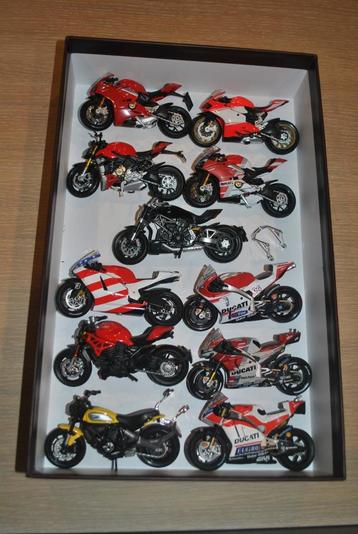 Collection de moto Ducati 1/18