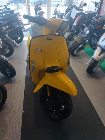Ex demo  model  lambretta 45 km dikke korting beschikbaar voor biedingen