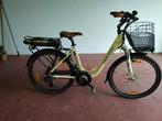 Elektrische fiets, Fietsen en Brommers, Ophalen, Zo goed als nieuw