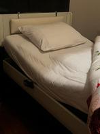 Auping elektrisch bed, Ophalen, Zo goed als nieuw, Wit