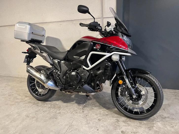 Honda VFR1200X Crosstourer met extra's (bj 2020), Motoren, Motoren | Honda, Bedrijf, Overig, meer dan 35 kW