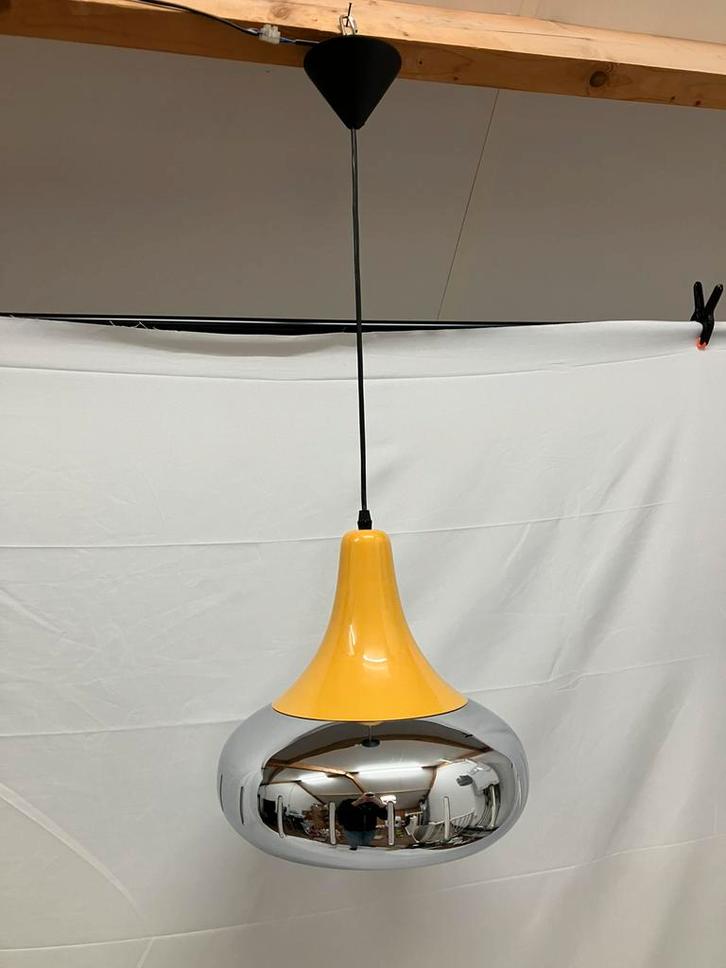 Vintage tulpenvormige hanglamp van Doria Leuchten space age, Huis en Inrichting, Lampen | Losse lampen, Gebruikt, Ophalen of Verzenden