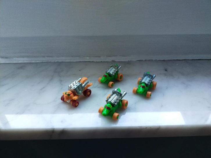 Figurines "Dragsters animaux – K99" – KINDER/FERRERO (1999), Verzamelen, Verrassingseieren, Gebruikt, K-nummers, Ophalen of Verzenden