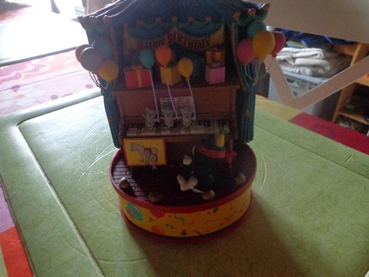 Muziekdoos enesco : poes aan de piano, Antiek en Kunst, Curiosa en Brocante, Ophalen