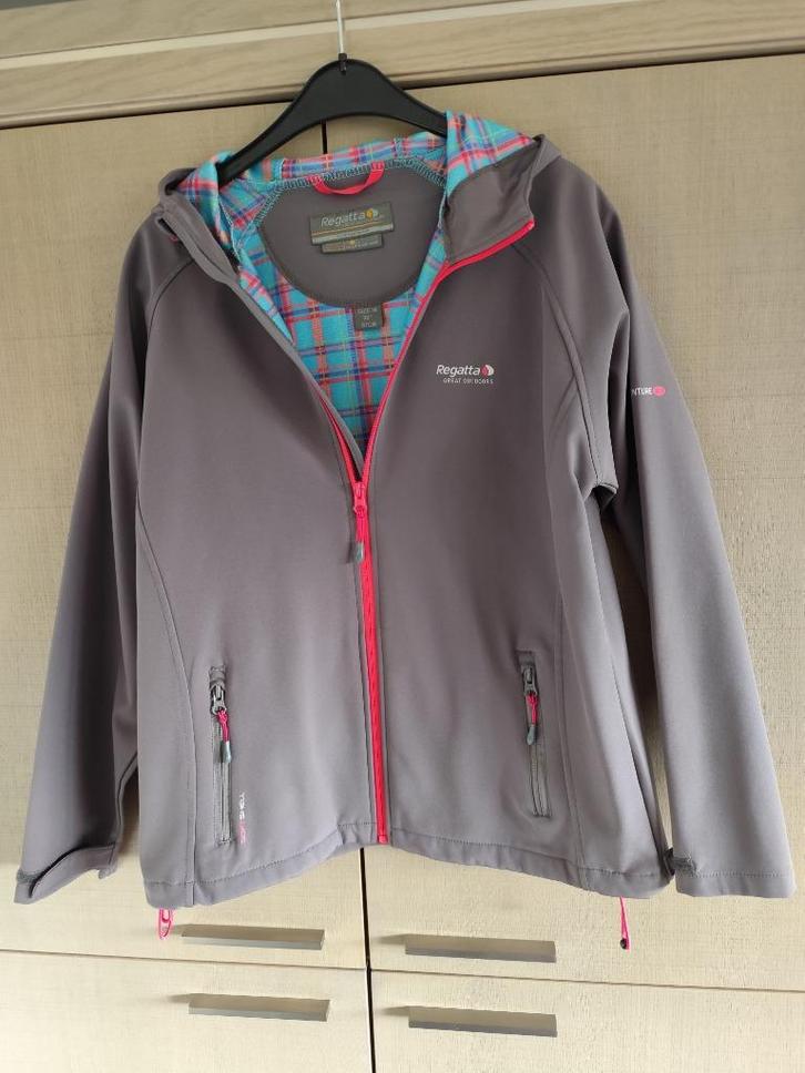 Damesjas Regatta, maat 38, Kleding | Dames, Jassen | Winter, Zo goed als nieuw, Maat 38/40 (M), Grijs, Ophalen of Verzenden