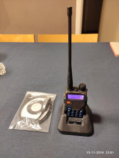 Tranceiver Beofeng UV-5RE portabel, Telecommunicatie, Portofoons en Walkie-talkies, Nieuw, Ophalen of Verzenden