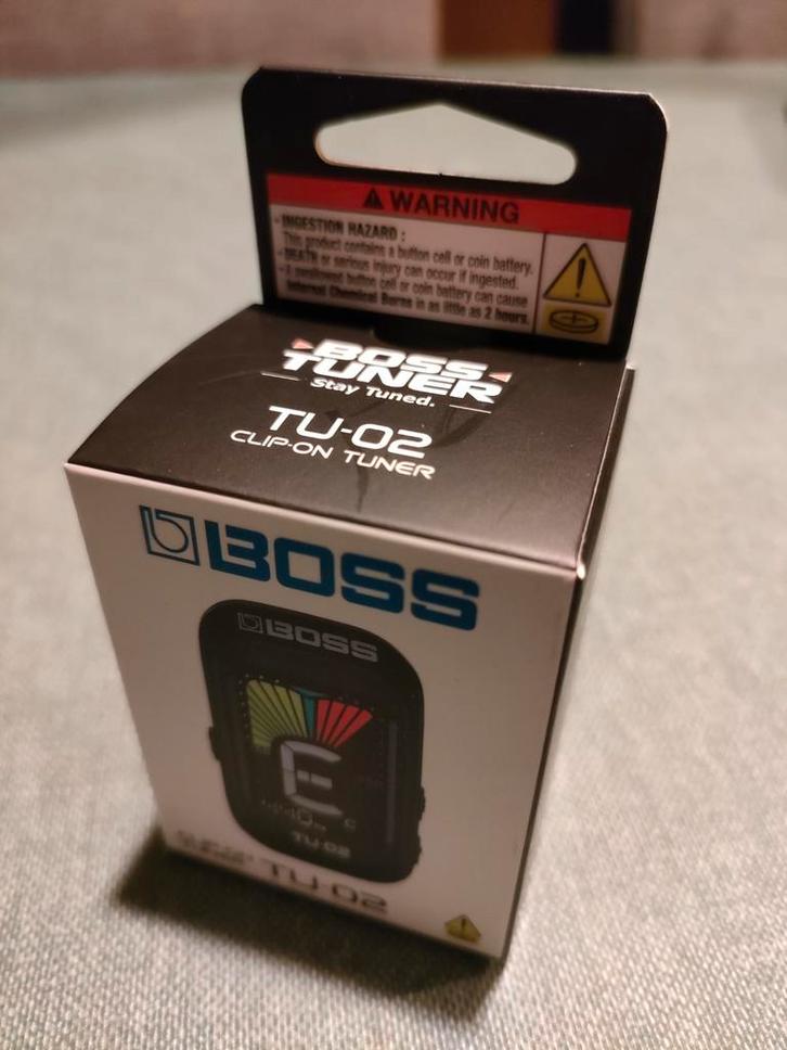 BOSS TU-02 stemapparaat voor gitaar, ukelele..., Audio, Tv en Foto, Accu's en Batterijen, Ophalen