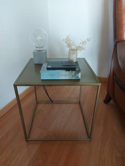 Bijzettafel (goud), Huis en Inrichting, Tafels | Bijzettafels, Gebruikt, Vierkant, 45 tot 60 cm, Minder dan 55 cm, Metaal of Aluminium