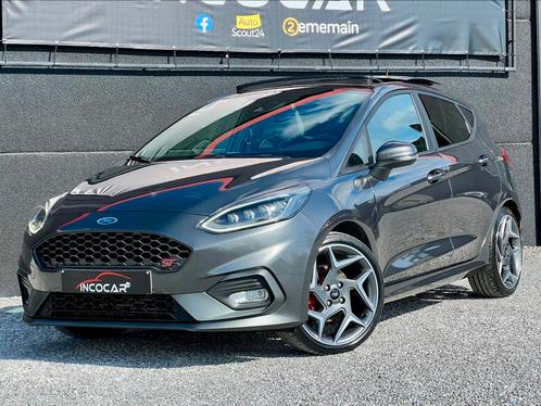 Ford Fiesta ST 1.5 EcoBoost Ultimate * 1 JAAR GARANTIE*, Auto's, Ford, Bedrijf, Te koop, Fiësta, ABS, Achteruitrijcamera, Airbags