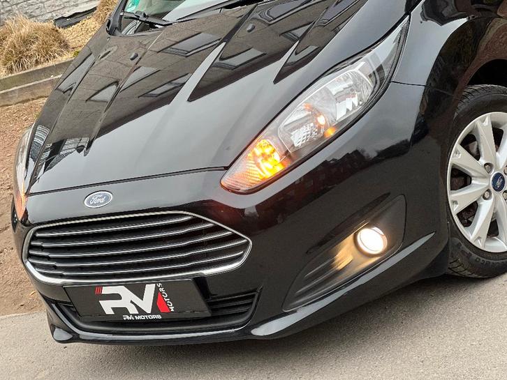 Ford fiesta 1.0i Edition Titanium, Auto's, Ford, Bedrijf, Te koop, Fiësta, ABS, Airbags, Airconditioning, Bluetooth, Boordcomputer