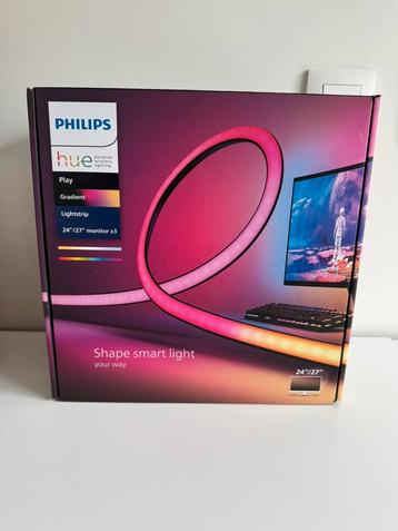Philips Hue Shape smart Light 3x beschikbaar voor biedingen