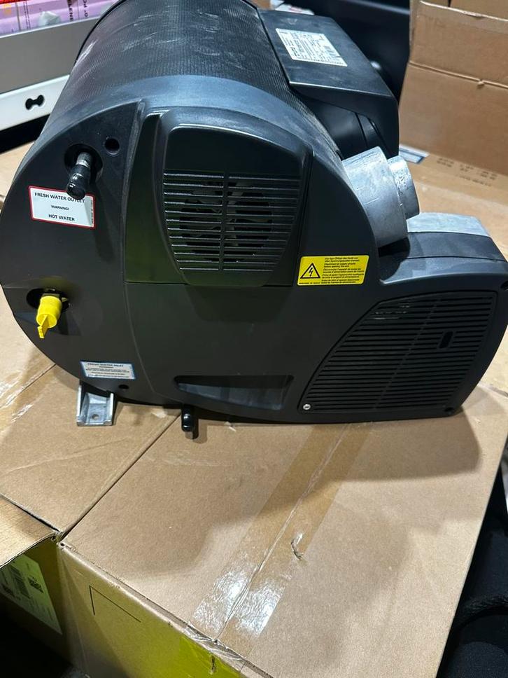 Truma combi 6 boiler, Doe-het-zelf en Bouw, Chauffageketels en Boilers, Zo goed als nieuw, Boiler, Propaan of Butaan, Minder dan 20 liter