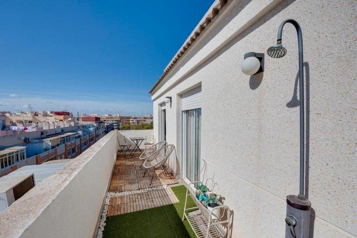 Gerenoveerde duplex penthouse /stranden in Torrevieja, Immo, Buitenland, Spanje, Appartement, Stad