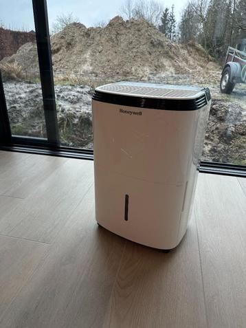 Honeywell TP-Big Luchtontvochtiger - 440W -  33L/24h beschikbaar voor biedingen