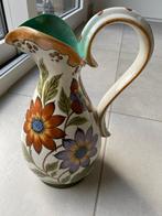 Vaas met bloemmotief, Enlèvement