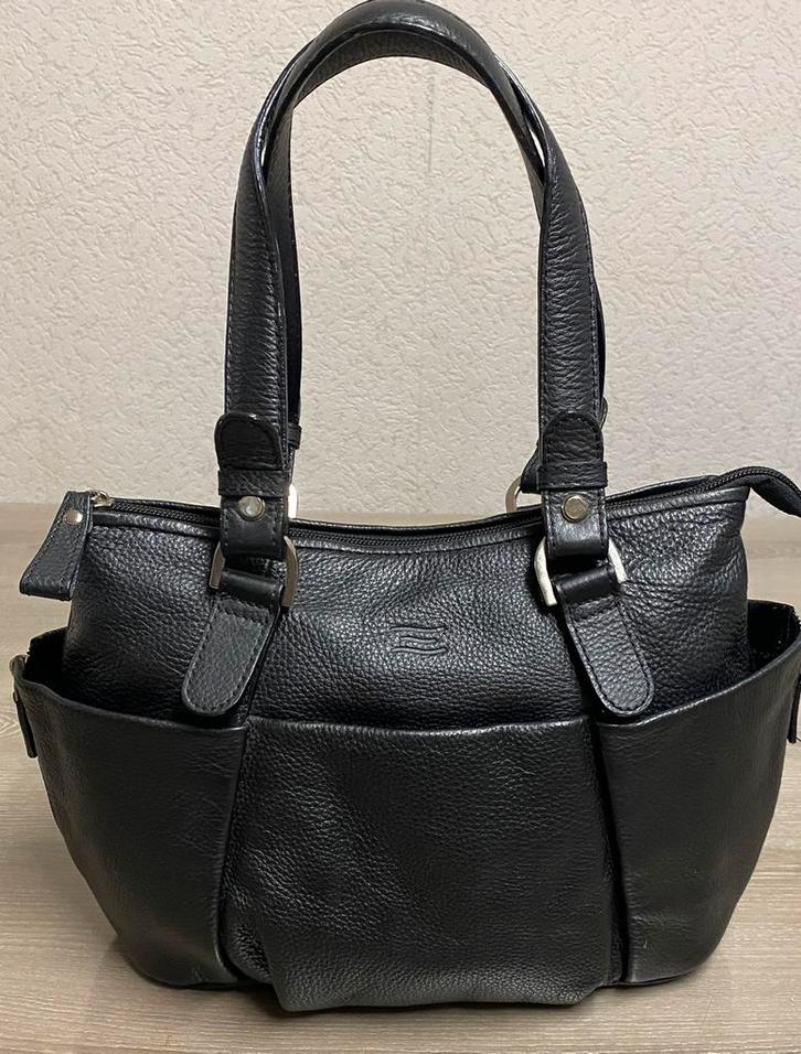 Sac à main en cuir CRINKLES, prix : 20€, Bijoux, Sacs & Beauté, Sacs | Sacs Femme, Comme neuf, Sac à main, Noir, Enlèvement ou Envoi