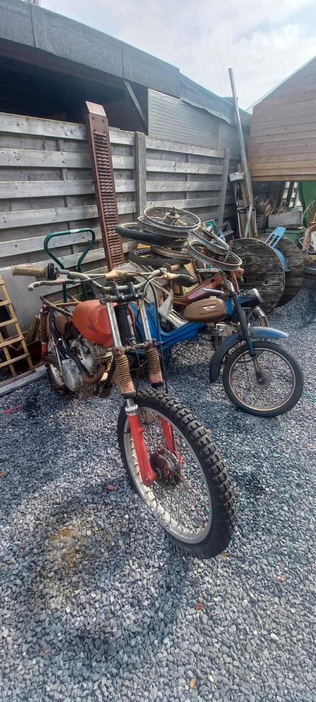 Lotje brommers, motos en onderdelen , opruiming!, Fietsen en Brommers, Brommers | Oldtimers, Overige merken, Klasse B (45 km/u)