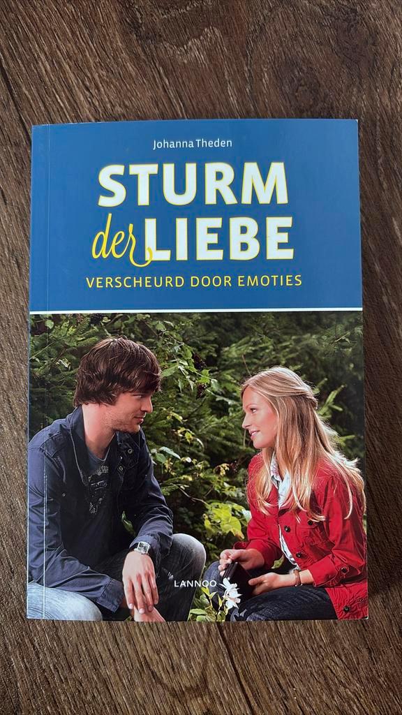 Johanna Theden - Verscheurd door emoties, Boeken, Romans, Zo goed als nieuw, Ophalen
