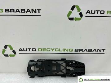 Deurgreep Houder Binnen Volkswagen Tiguan 5N0837885F beschikbaar voor biedingen