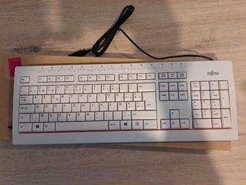 Fujitsu KB521 AZERTY USB-toetsenbord beschikbaar voor biedingen